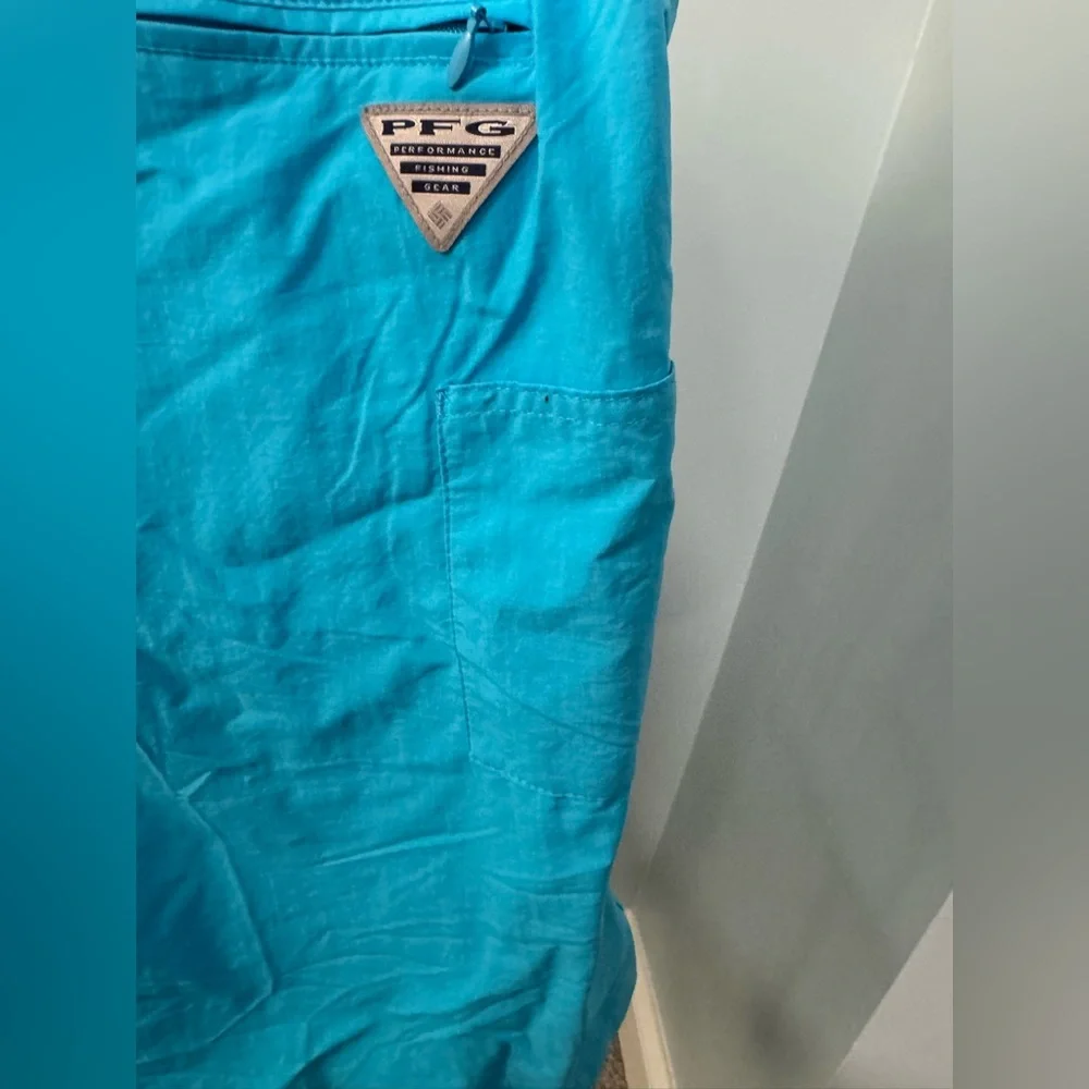 New Columbia PFG Omni shade Backcast Water Shorts Medium M Aqua Blue Men’s Swim